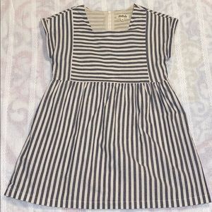 Listicle Dress with pockets!